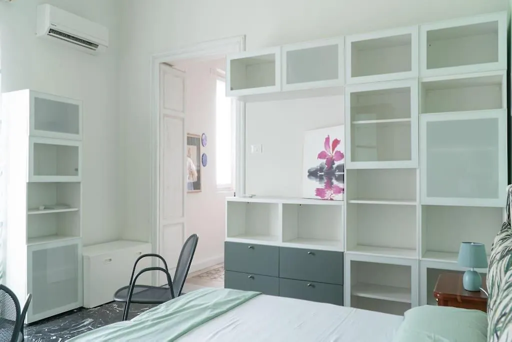 B&B Da Nonna Cicci Apt Vicino Al Teatro Massimo Palermo 0*,  Italy